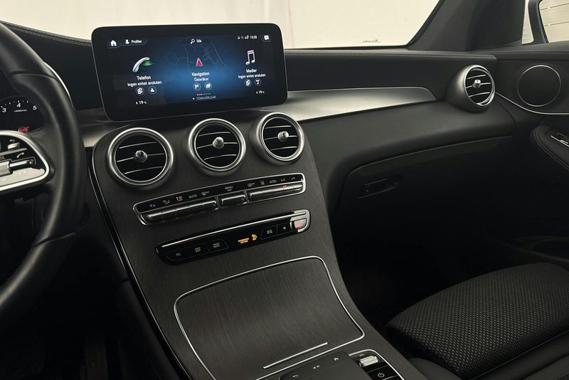Mercedes GLC300 bild 13