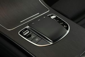 Mercedes GLC300 bild 15