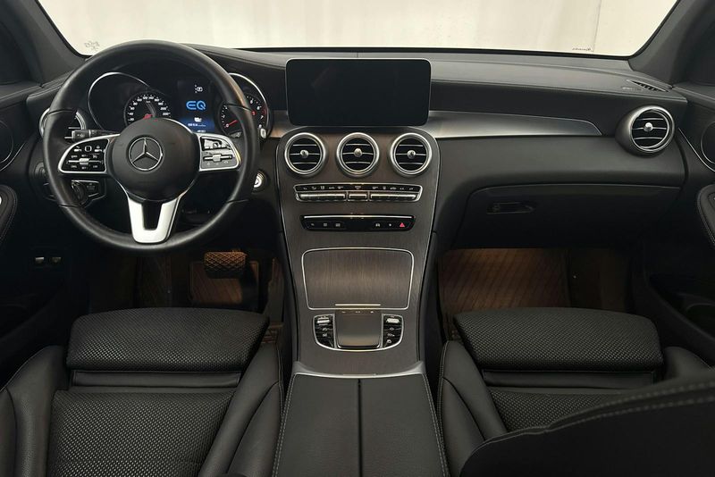 Mercedes GLC300 bild 6