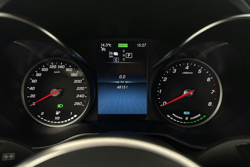 Mercedes GLC300 bild 10