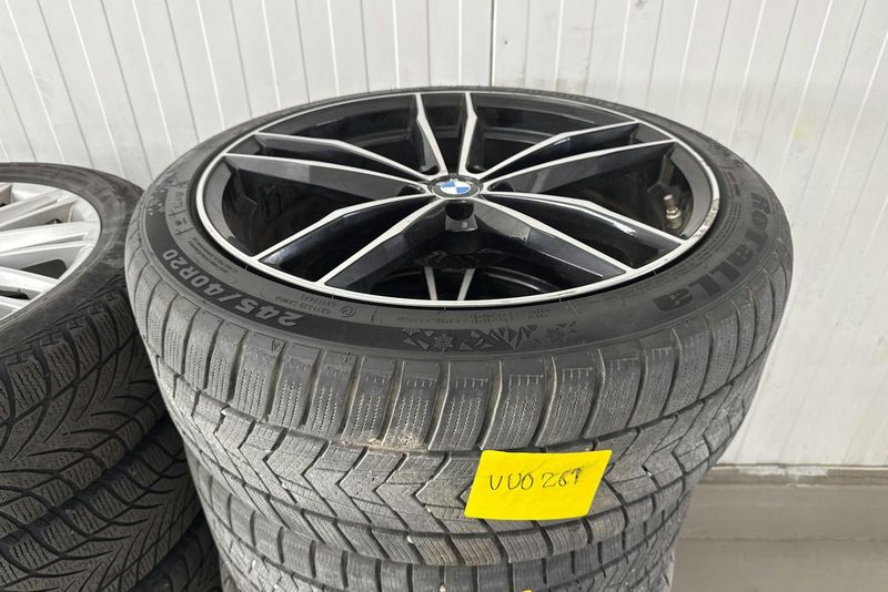 BMW 750 bild 26