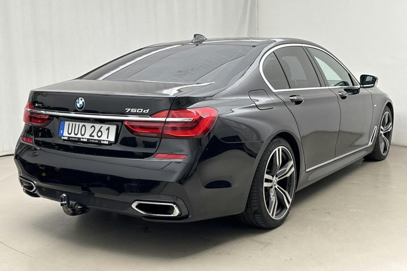 BMW 750 bild 3