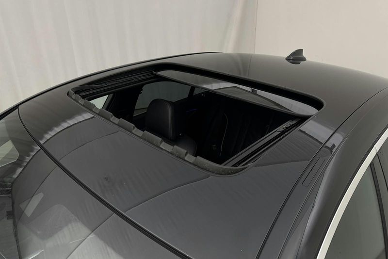 BMW 750 bild 17