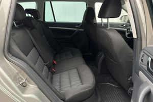 Skoda Octavia bild 8