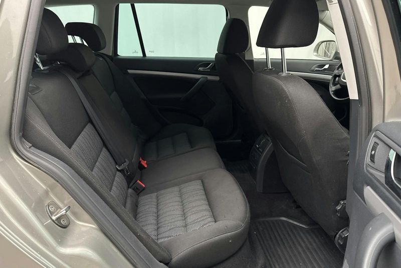 Skoda Octavia bild 8