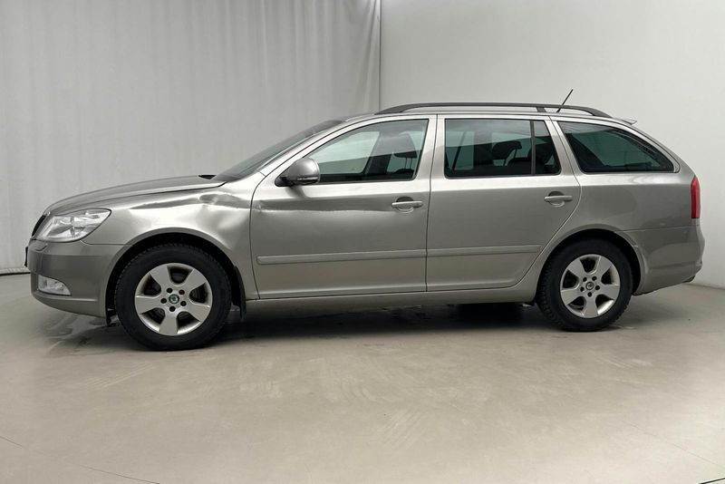 Skoda Octavia bild 2
