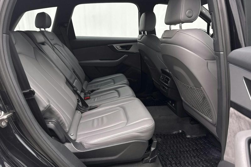 Audi Q7 bild 8