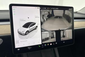 Tesla Model Y bild 12