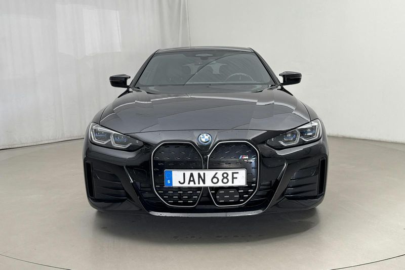 BMW i4 bild 4