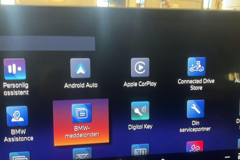 BMW i4 bild 14