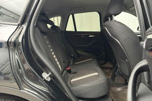 BMW X1 bild 8