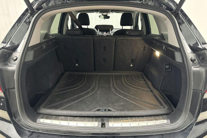 BMW X1 bild 9