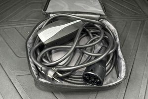 Tesla Model Y bild 19