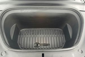 Tesla Model Y bild 9