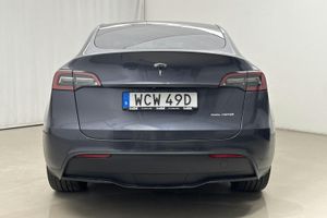 Tesla Model Y bild 5