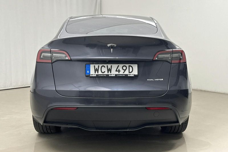 Tesla Model Y bild 5