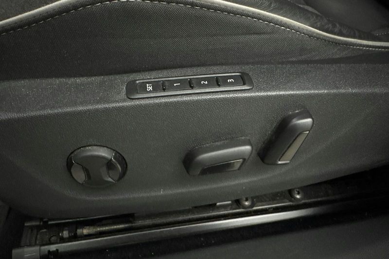Skoda Enyaq bild 19