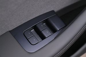 Tesla Model 3 bild 9
