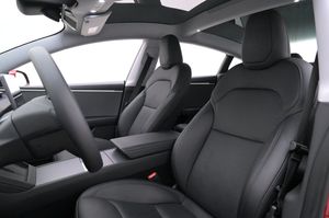 Tesla Model 3 bild 8