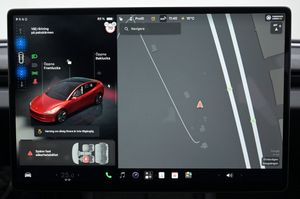 Tesla Model 3 bild 18