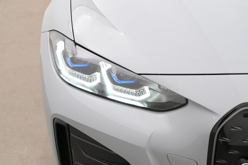 BMW i4 bild 26