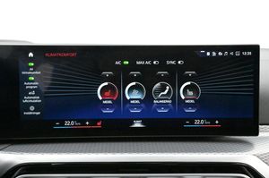 BMW i4 bild 18