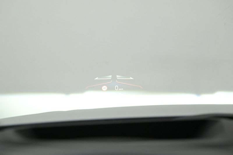 BMW i4 bild 9