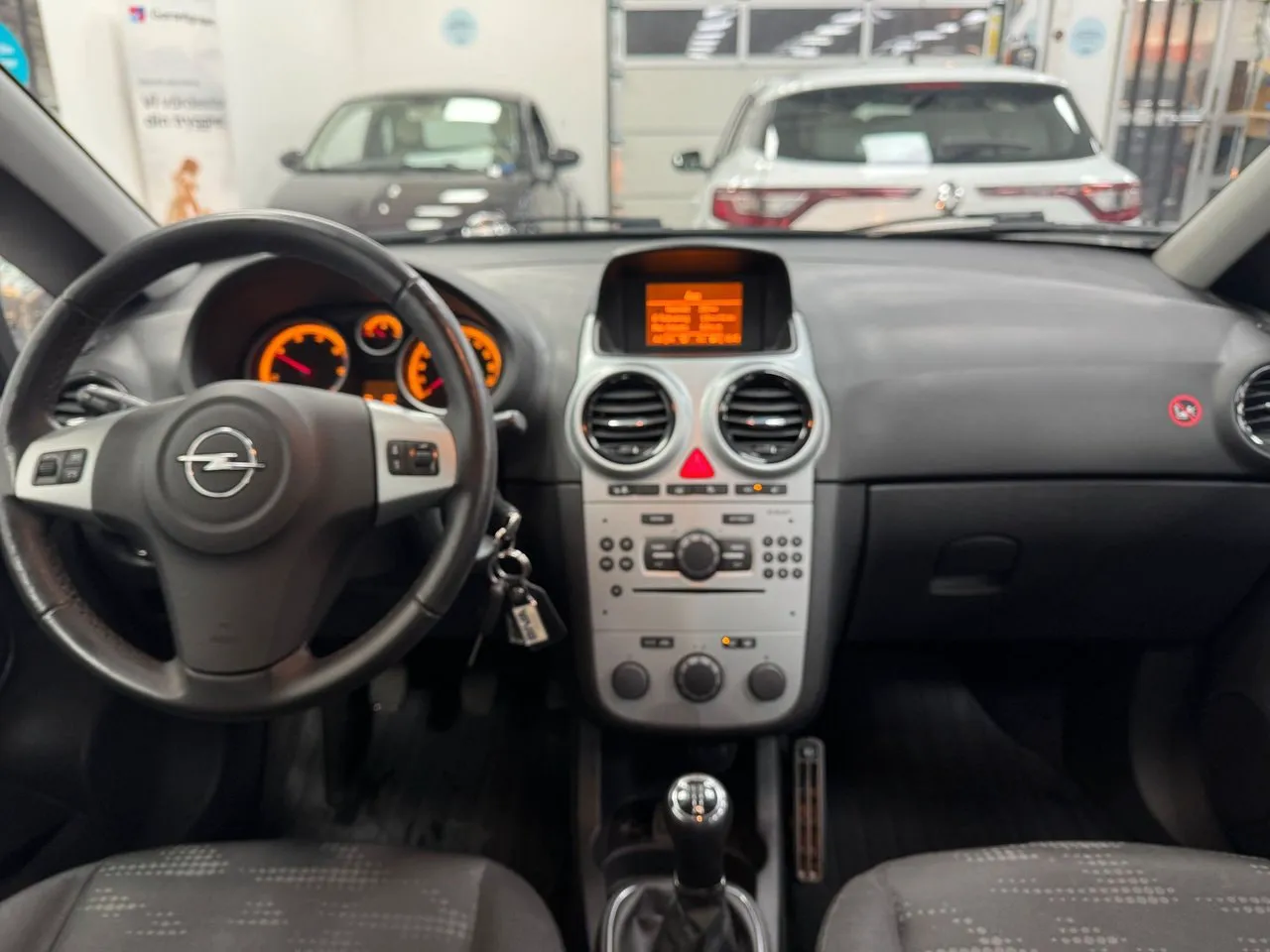 Vehicle image 6