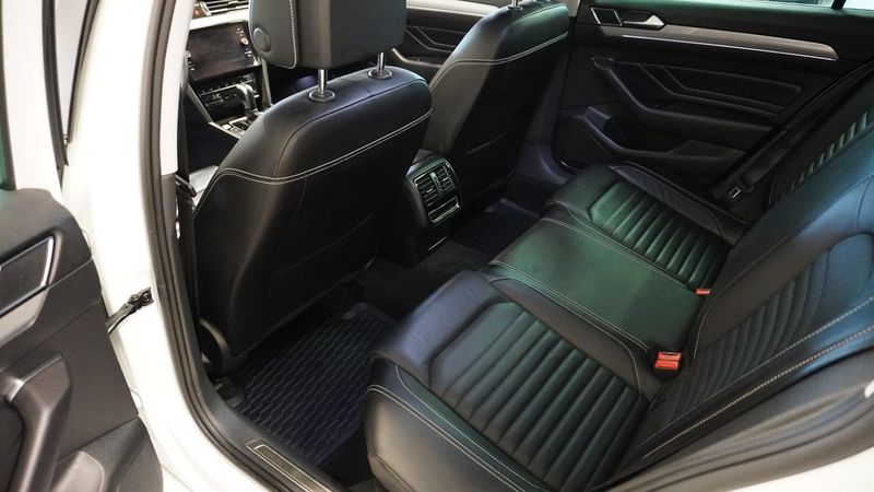 Volkswagen Passat bild 8
