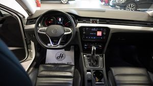 Volkswagen Passat bild 9