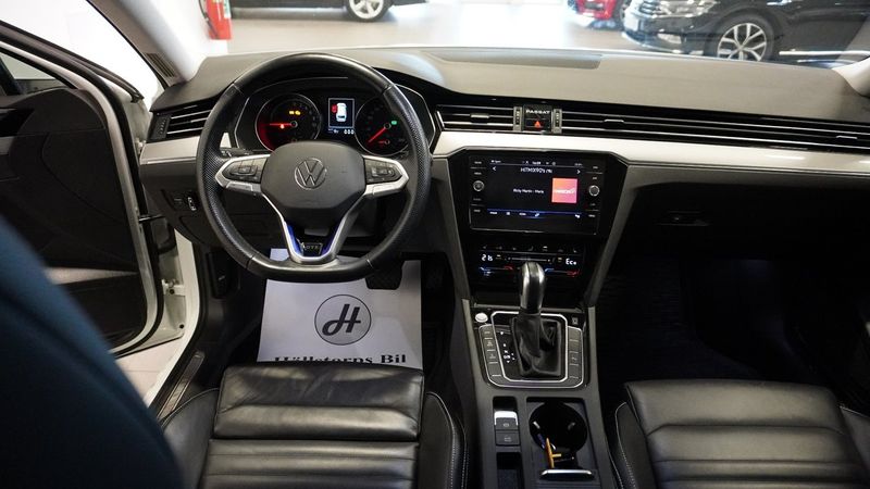 Volkswagen Passat bild 9