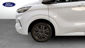 Ford Tourneo Custom bild 9