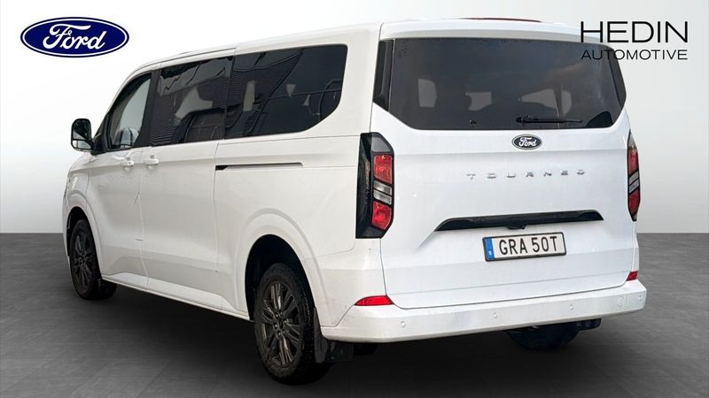 Ford Tourneo Custom bild 2