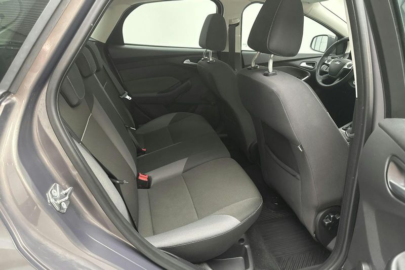 Ford Focus bild 8