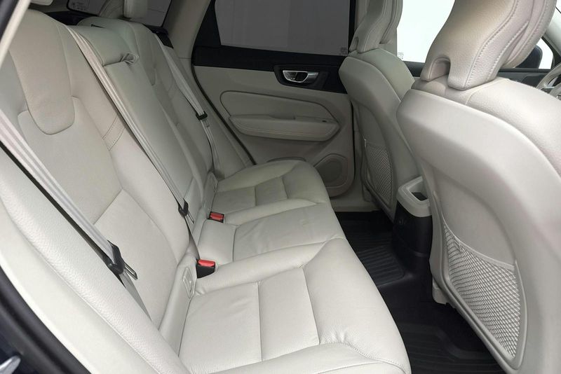 Volvo XC60 bild 8