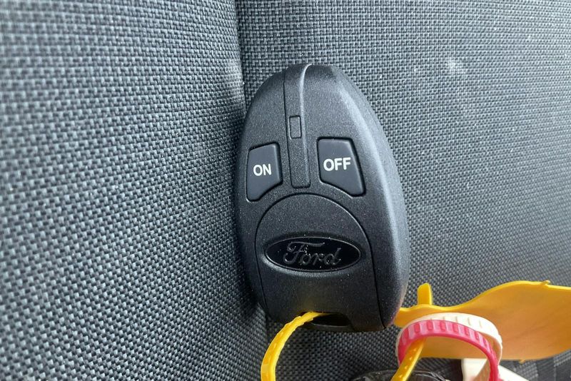 Ford Transit bild 13