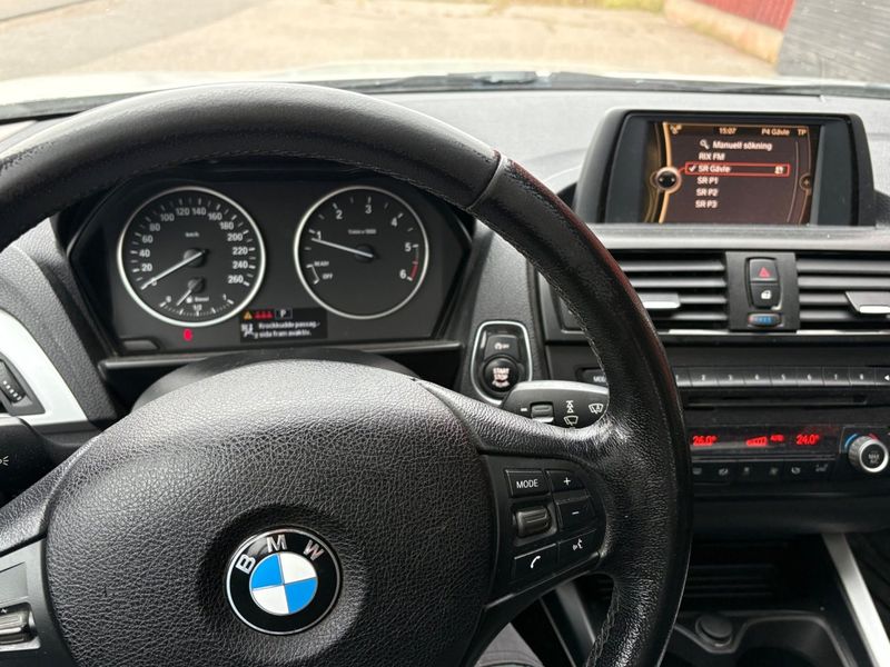 BMW 120 bild 23