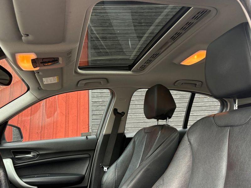 BMW 120 bild 21