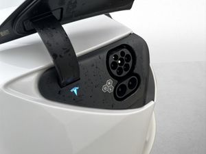 Tesla Model 3 bild 12