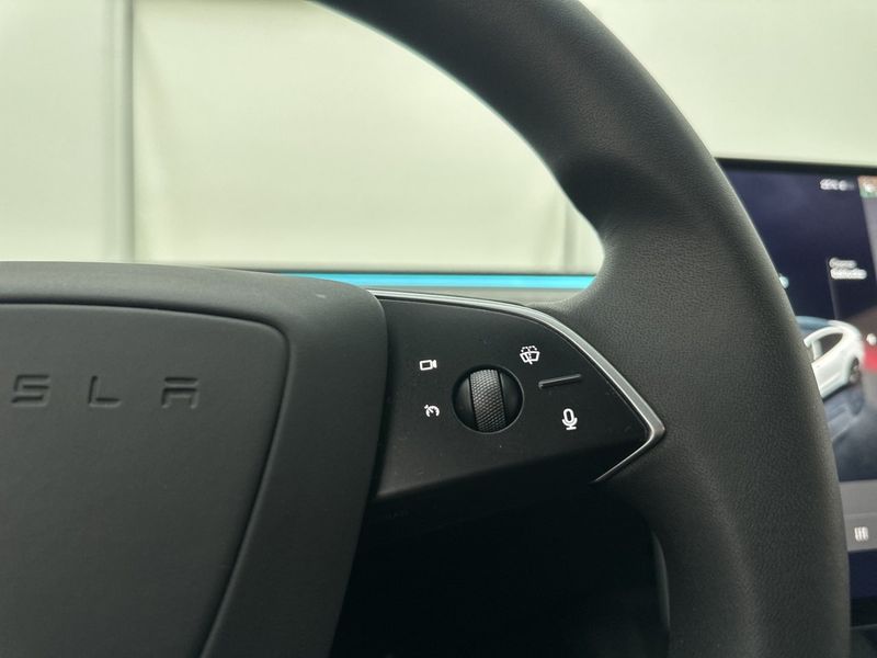 Tesla Model 3 bild 30