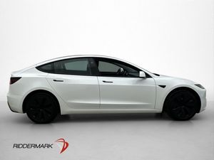 Tesla Model 3 bild 10