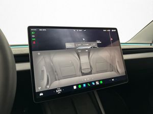 Tesla Model 3 bild 23