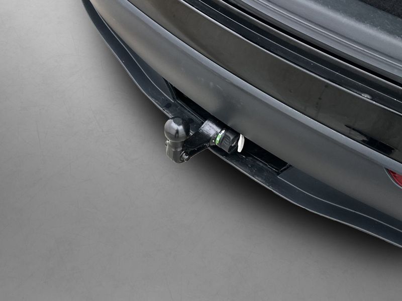 Tesla Model Y bild 12