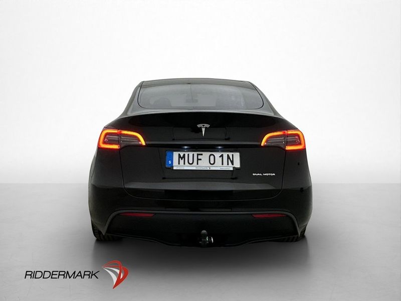 Tesla Model Y bild 8