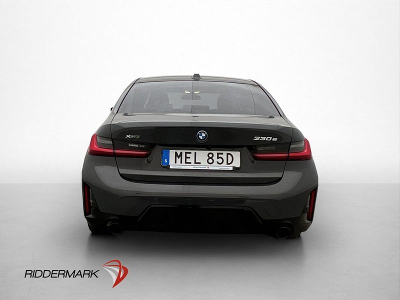 BMW 330 bild 6