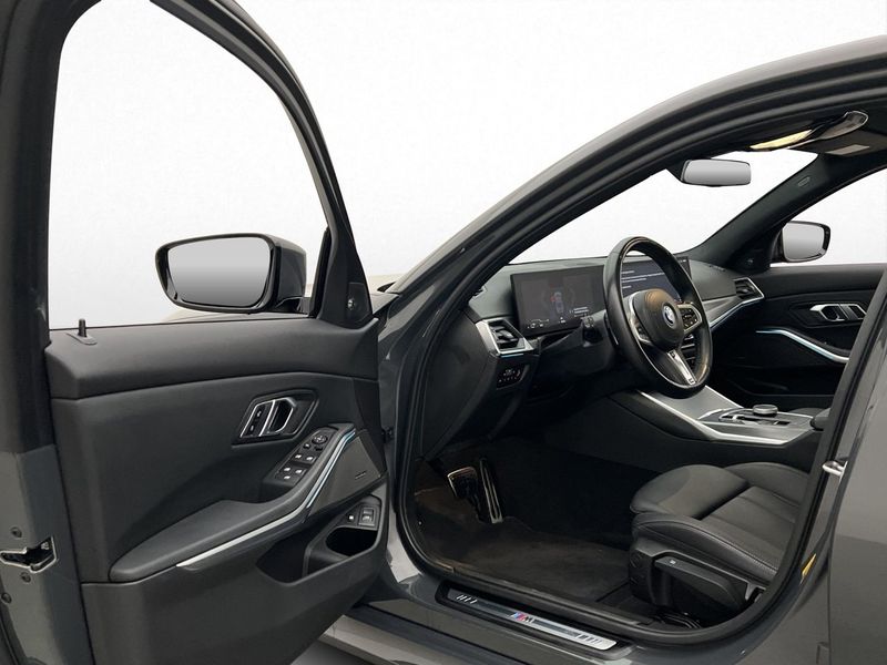 BMW 330 bild 10