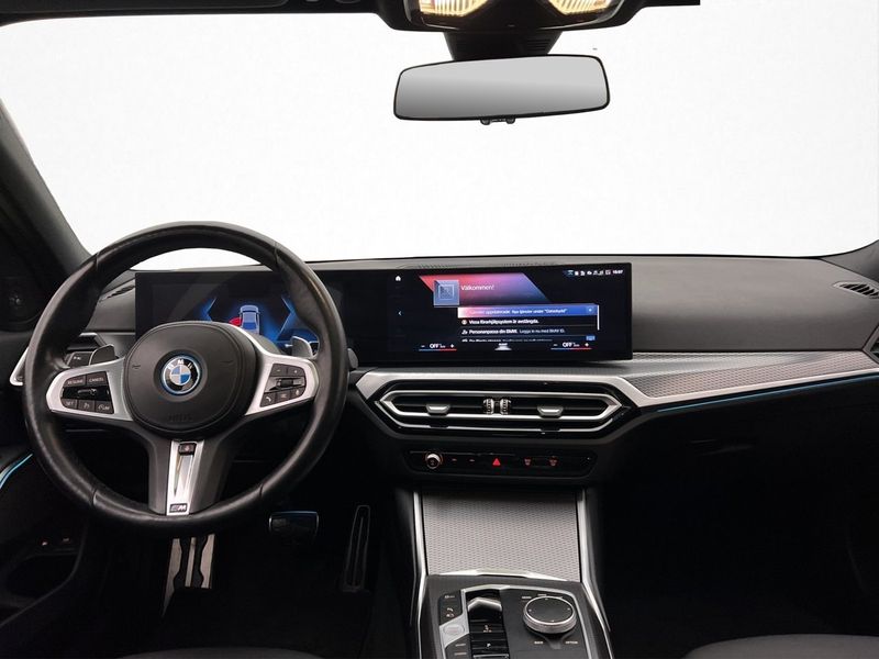 BMW 330 bild 12