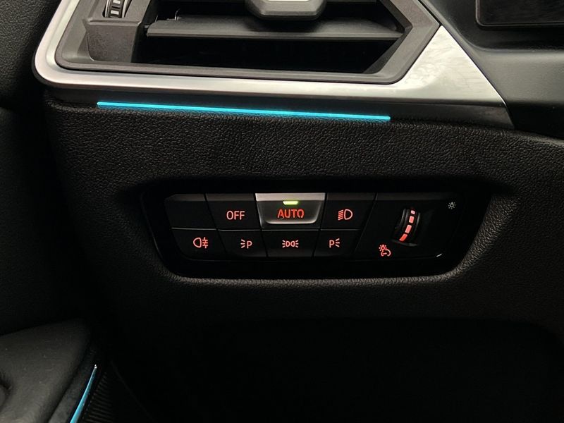 BMW 330 bild 31