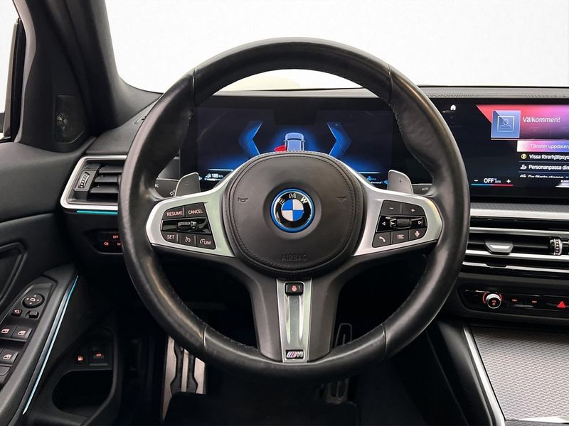 BMW 330 bild 13