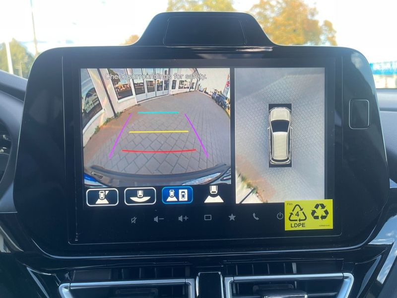 Suzuki S-CROSS bild 18